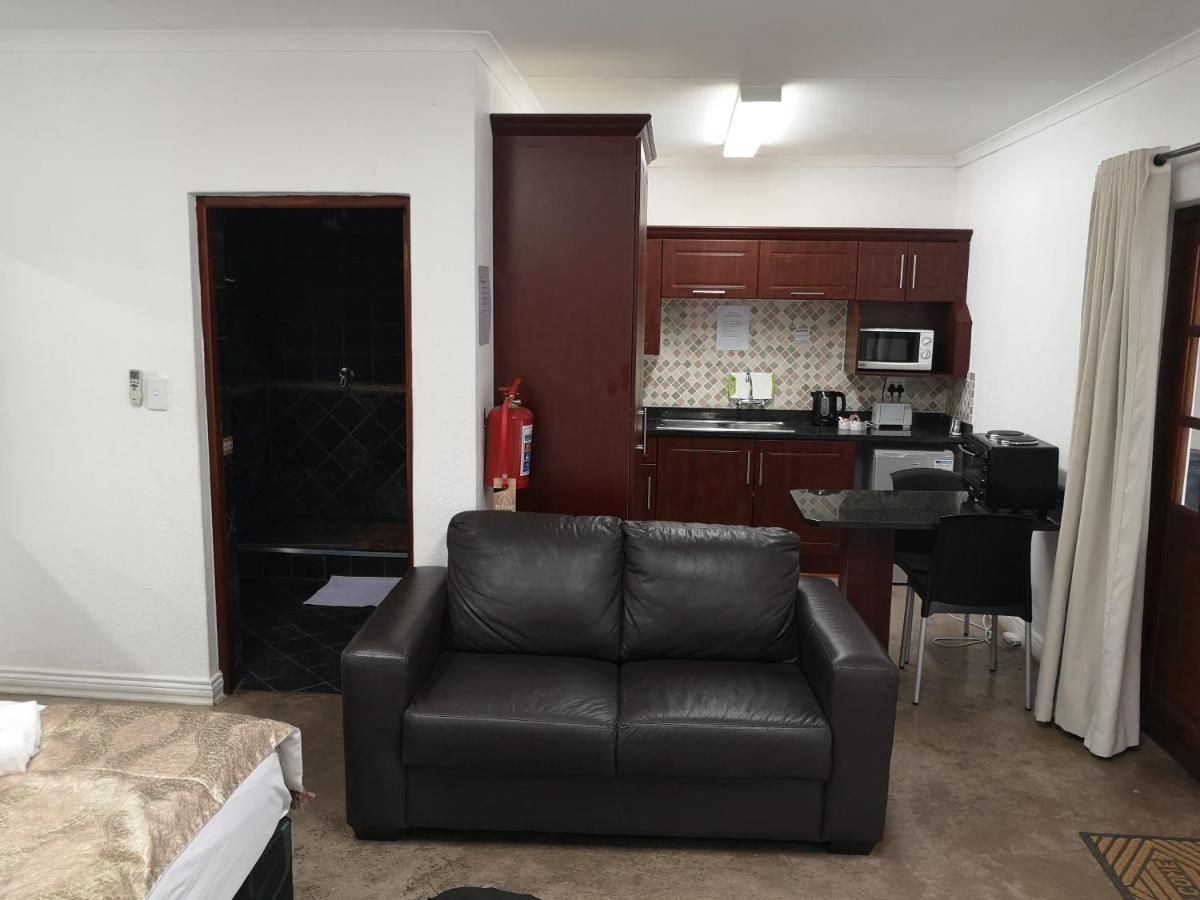 מוסינה Lifestyle Corner Guesthouse מראה חיצוני תמונה